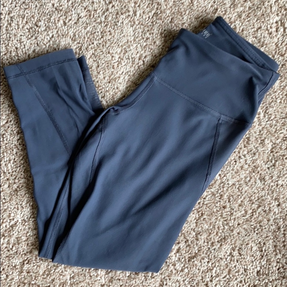 90 degree slate blue Capri legging